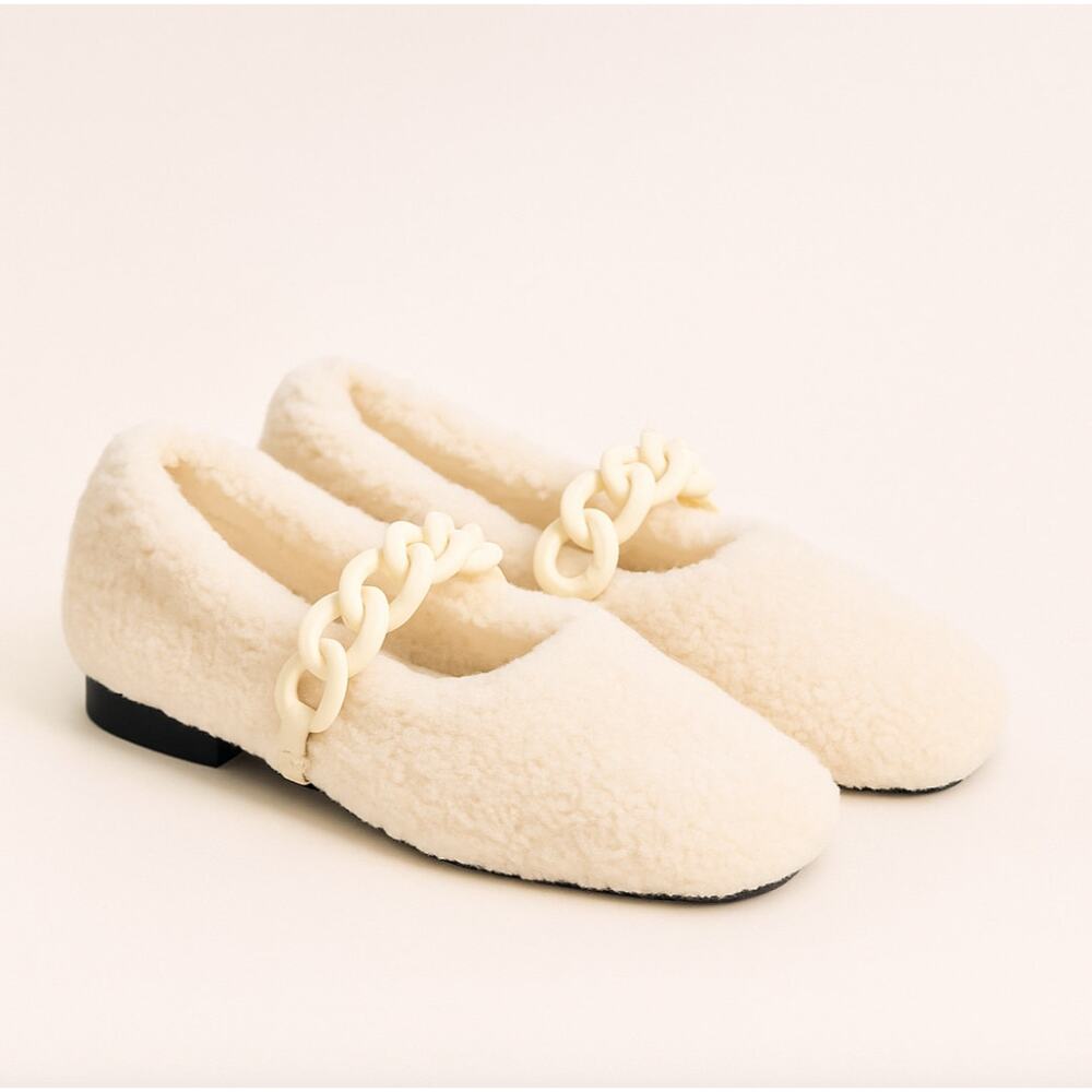 OZLANA Shearling Sherpa Mary Jane Flat Ivory Cream Chain Strap Sz 7 NWOB $275